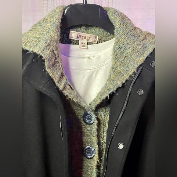 DECREE - Picture 2 of 5